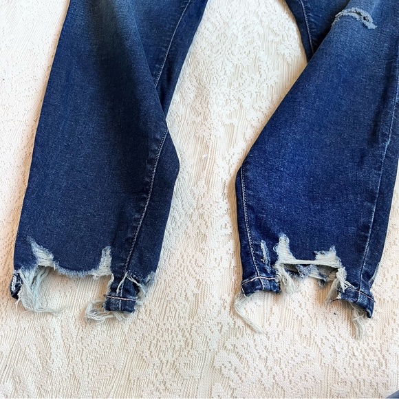 Lane Bryant flex magic waistband curvy high rise skinny jeans - Picture 5 of 11